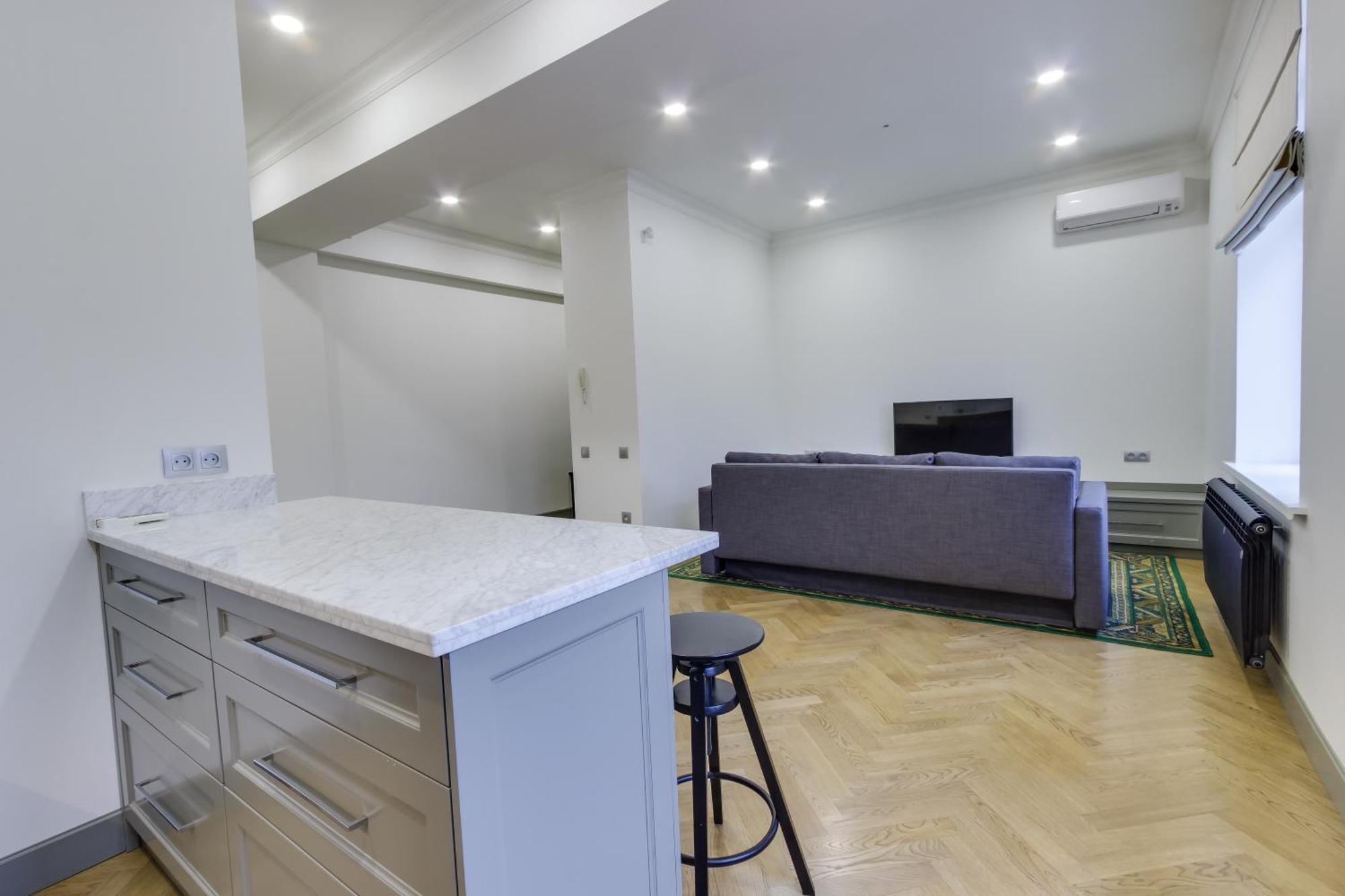 Opera Apartments Almati Szoba fotó