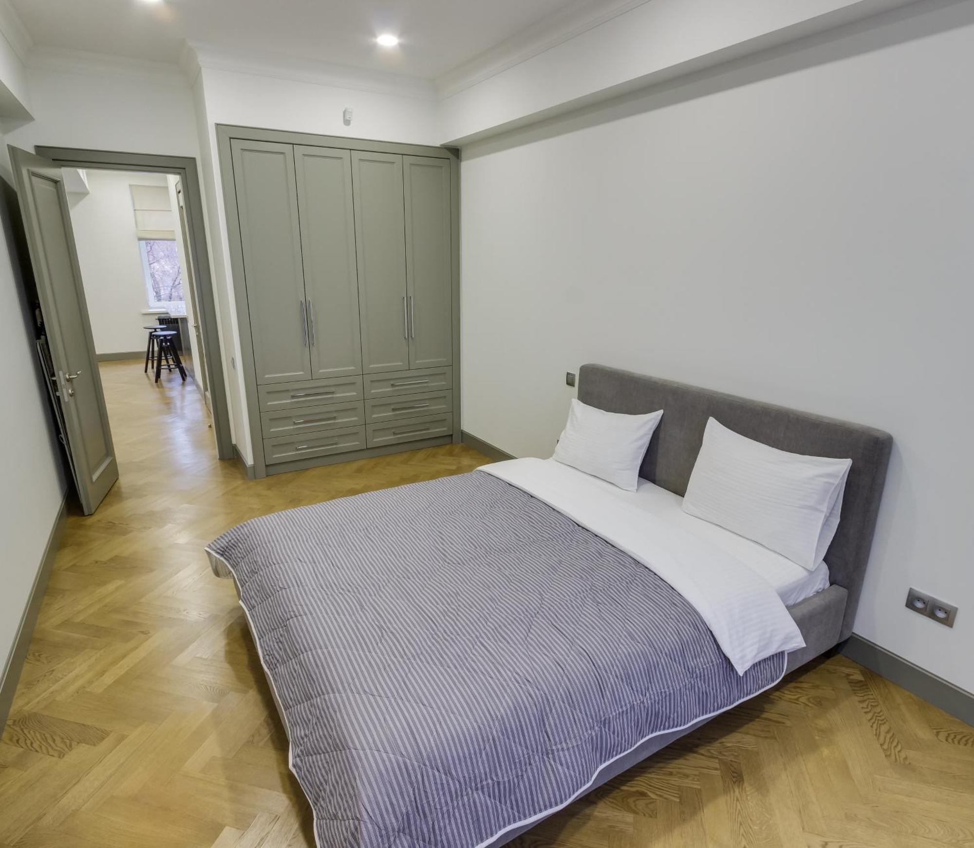 Opera Apartments Almati Szoba fotó